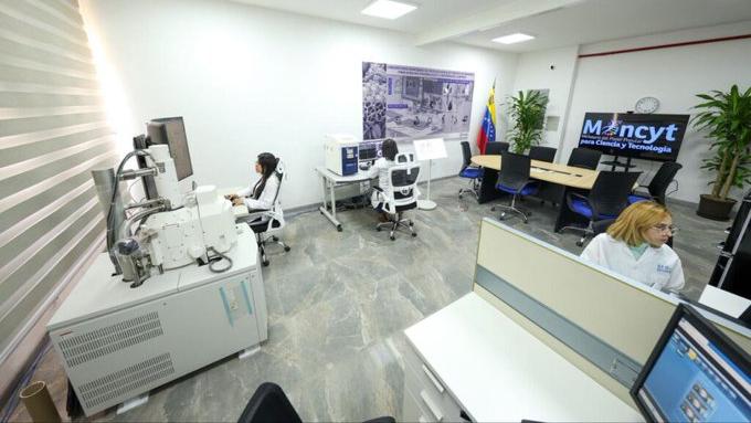 this brand new laboratory, located in the Scientific Pole of Sarteneja, Baruta, Miranda state.