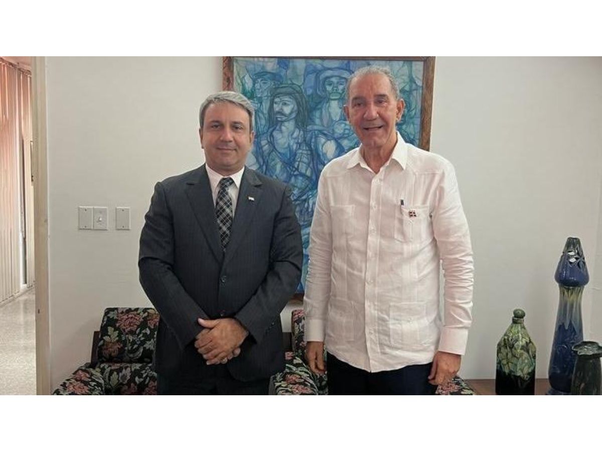 Cuban Minister of University Education Begins Visit to DR